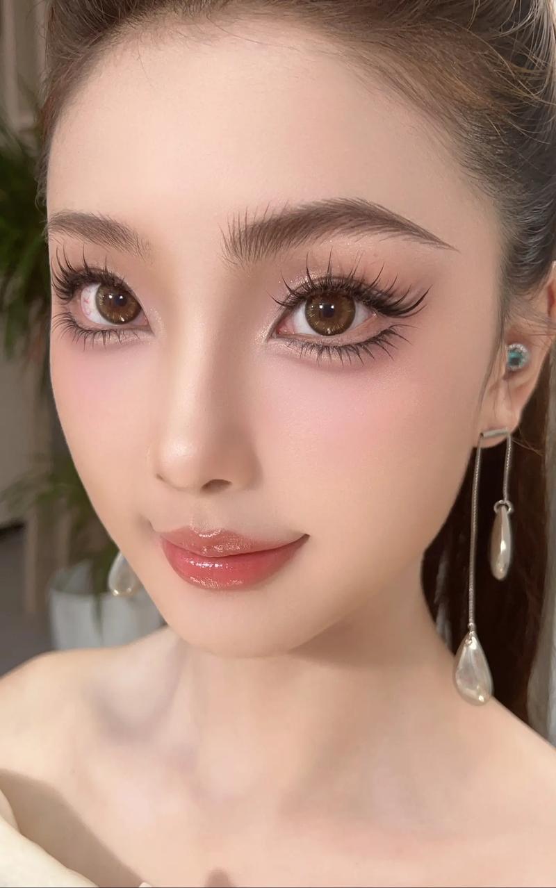 美容化妆常识(美容化妆的基本要点) 第5张 美容化妆常识(美容化妆的基本要点) 第5张