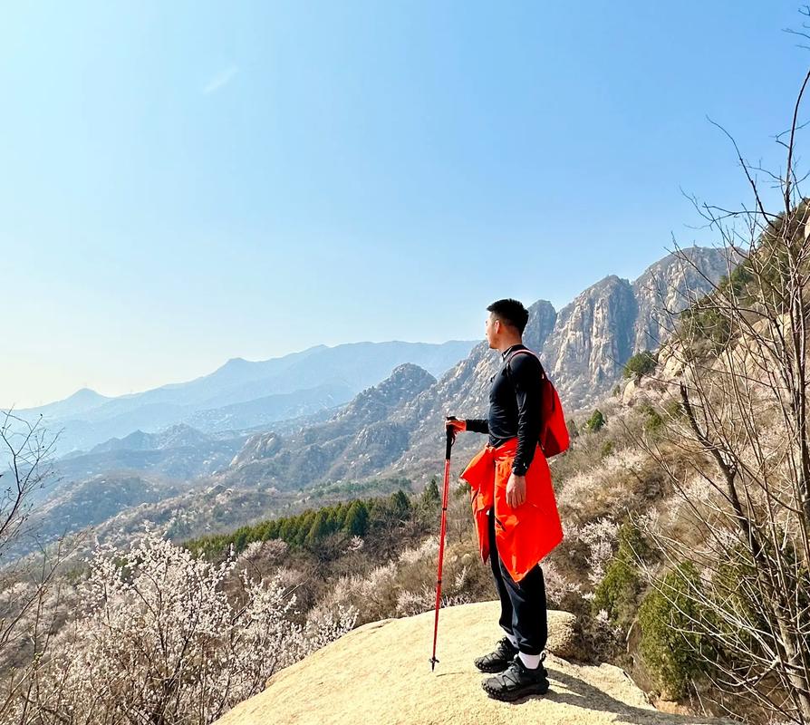 长发男生夏季出行,长发男生夏天发型 第4张 长发男生夏季出行,长发男生夏天发型 第4张